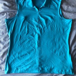 Women’s sleeveless golf top